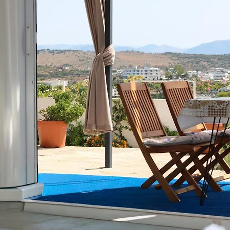 Hotel Bliss 3*