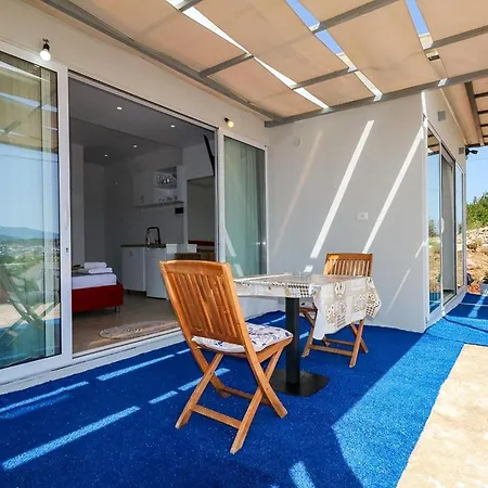 Hotel Bliss 3*